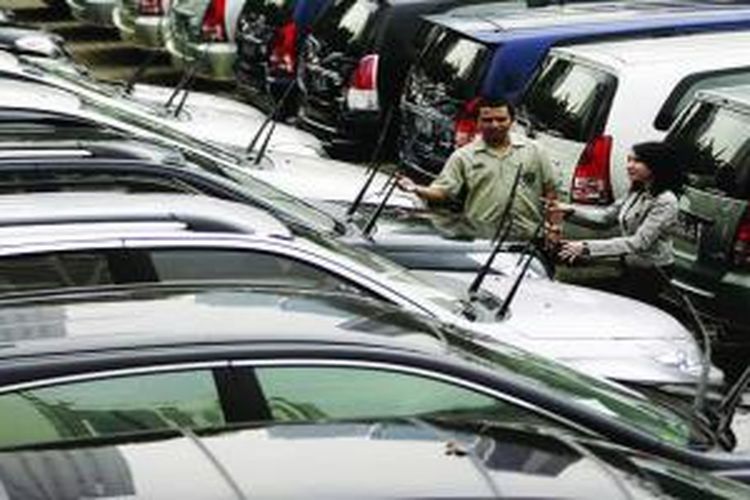 1556584rental-mobil-jakarta-oke2p