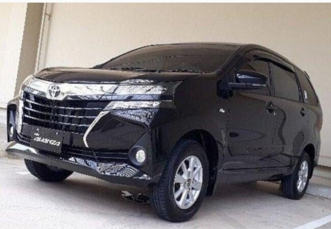 3017-Foto-By-munif_rental_mobil 1